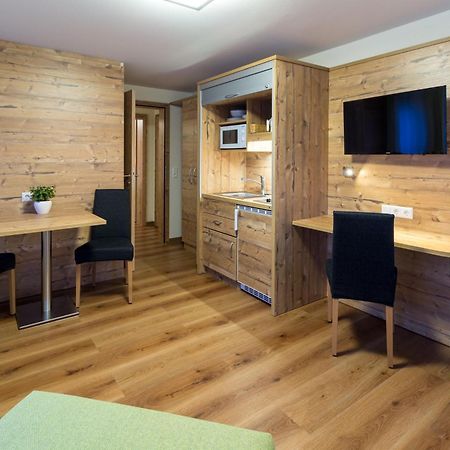 Gaestehaus Burgblick Bisingen Szoba fotó