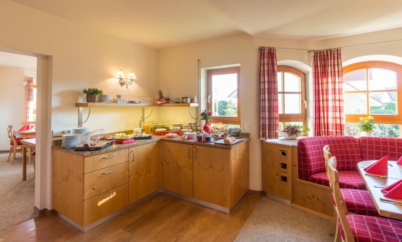 Gaestehaus Burgblick Bisingen Kültér fotó