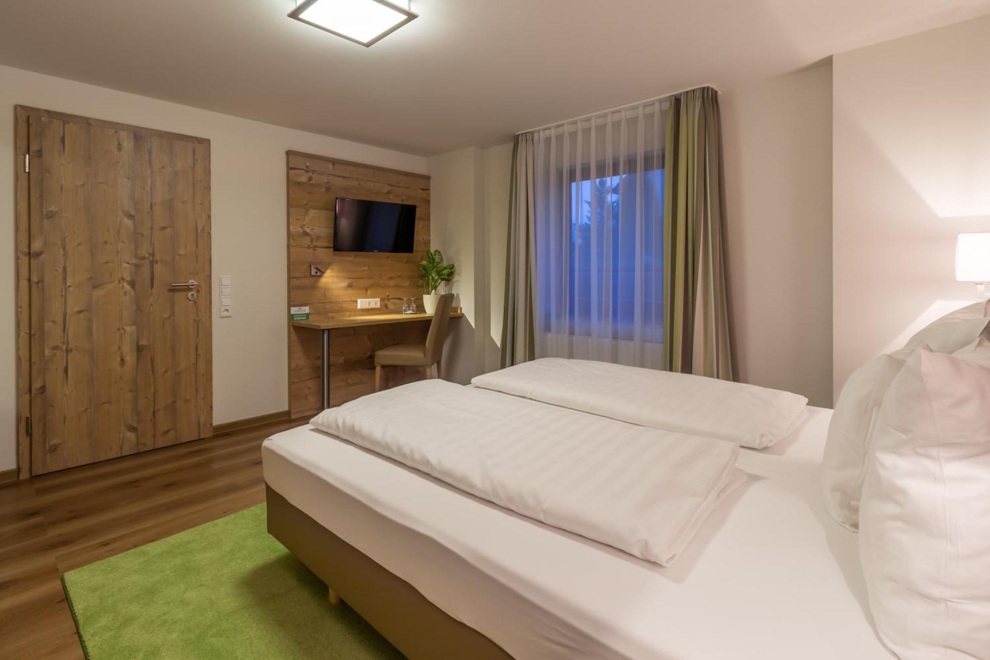 Gaestehaus Burgblick Bisingen Szoba fotó