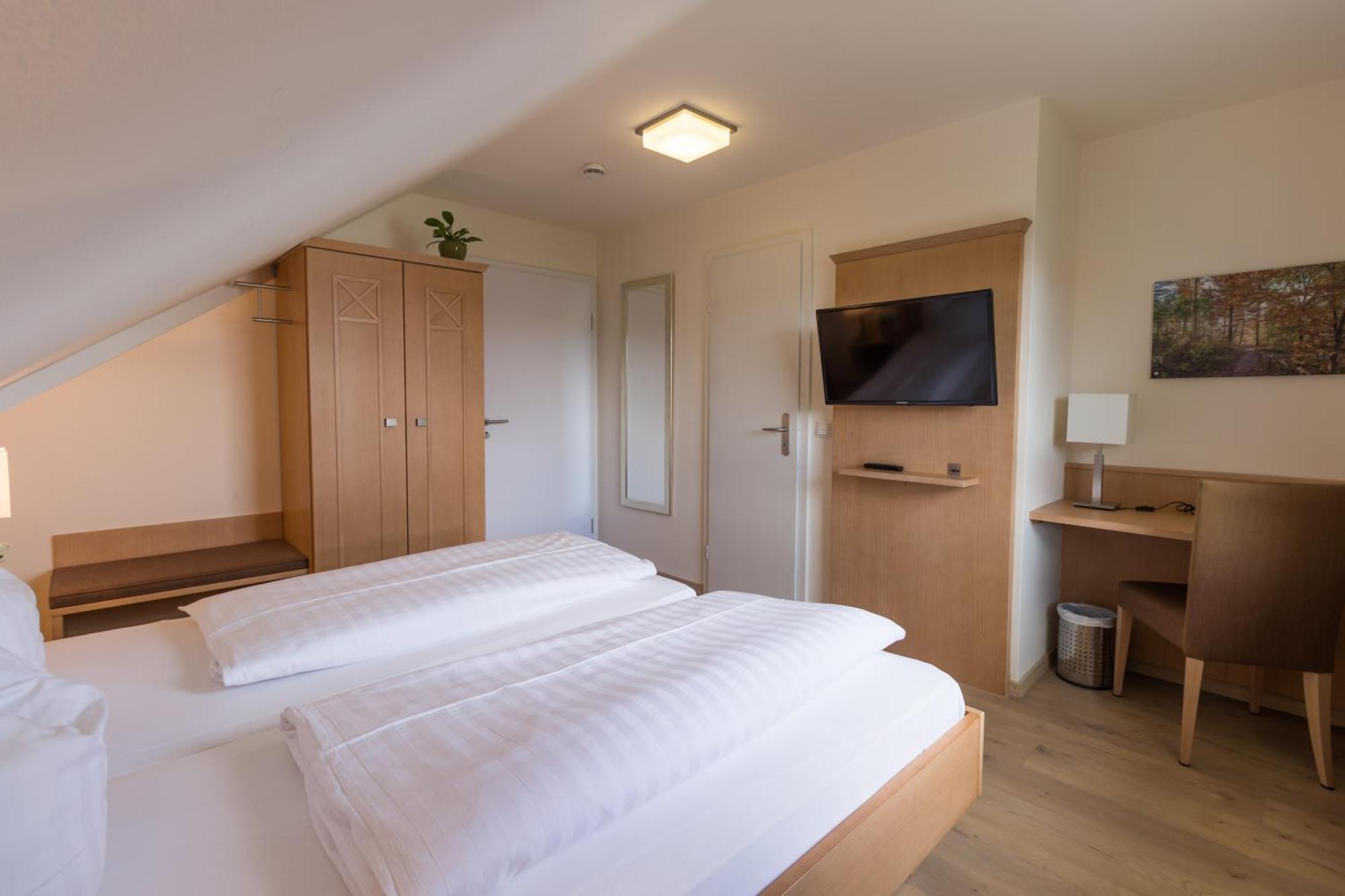 Gaestehaus Burgblick Bisingen Szoba fotó